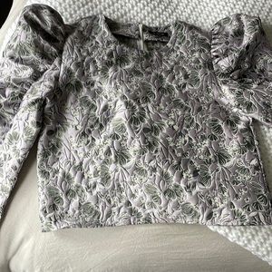 Gorgeous brand new En saison blouse